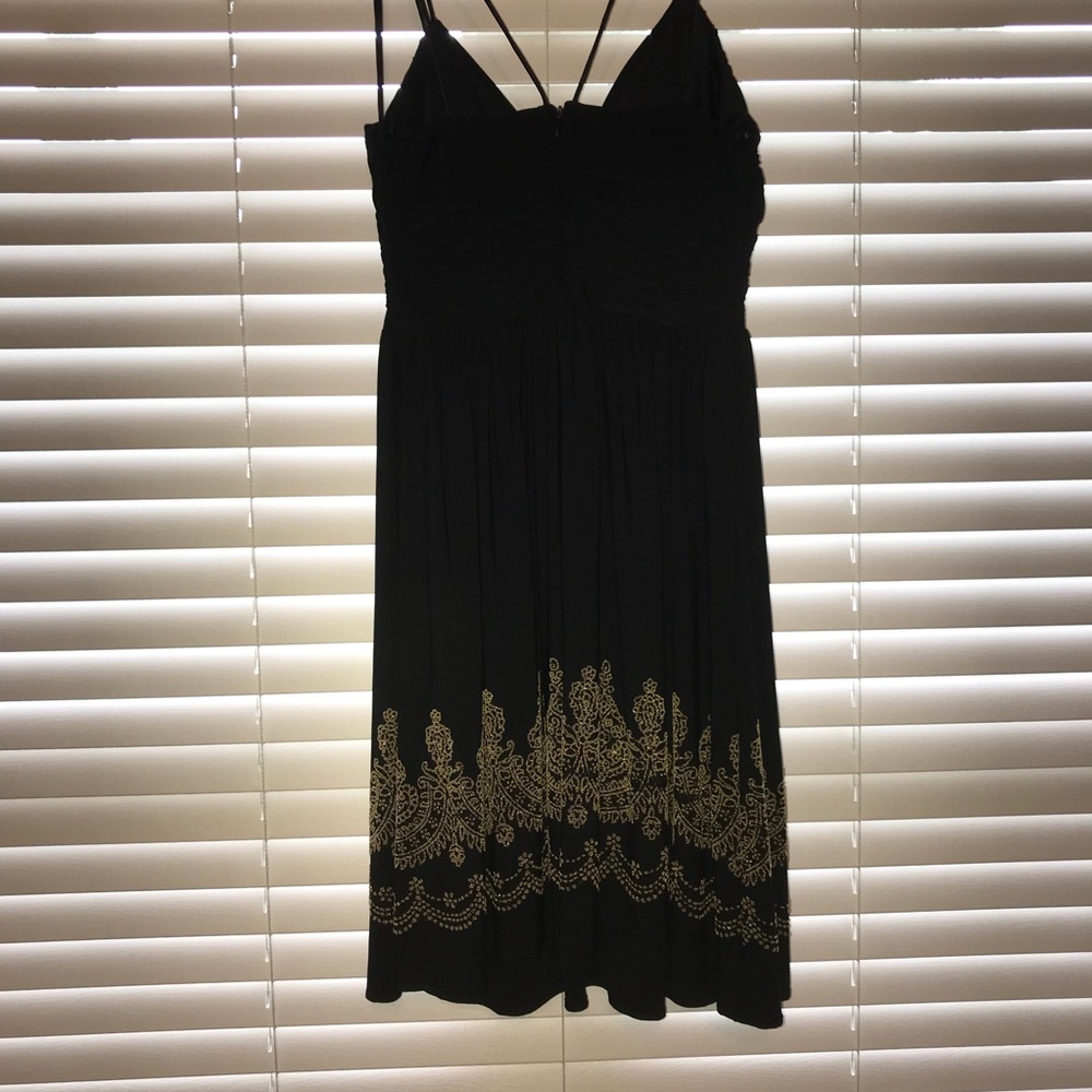 Dress - Picture 2 of 6